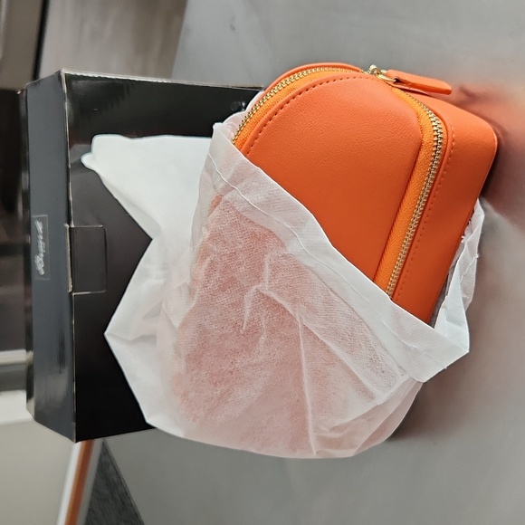 Brouck and Co Duo Travel Cosmetics and Jewelry Organizer Bag, Orange, NWOT - Picture 6 of 6